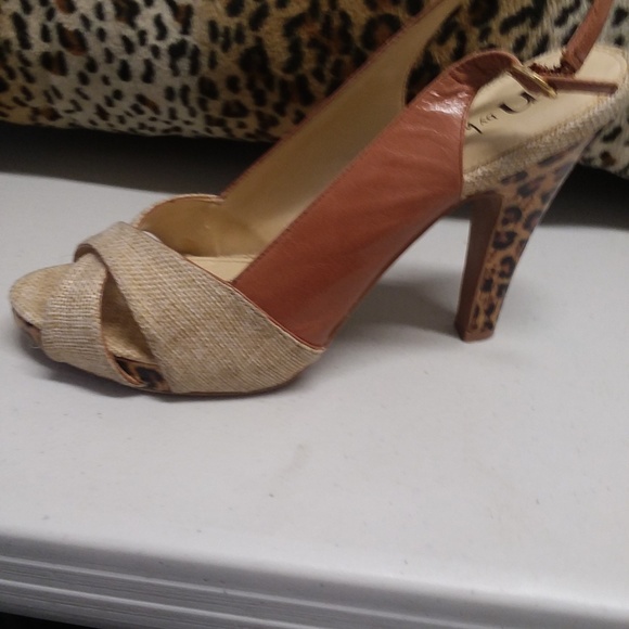 Nicole Miller Sandal Heels with Leather & Fabric - Picture 4 of 5